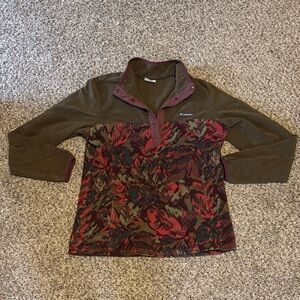 Columbia Olive and Burgundy Patterned Pullover